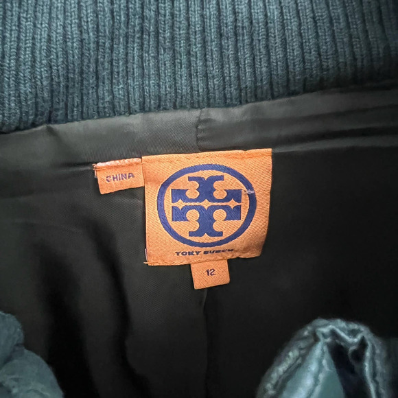 Tory Burch Green Patent Quilted Mid-Length Coat Jacket Size US 12 - Picture 11 of 12